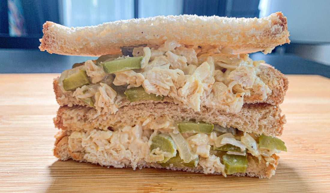Chicken sandwich with pickle sauce